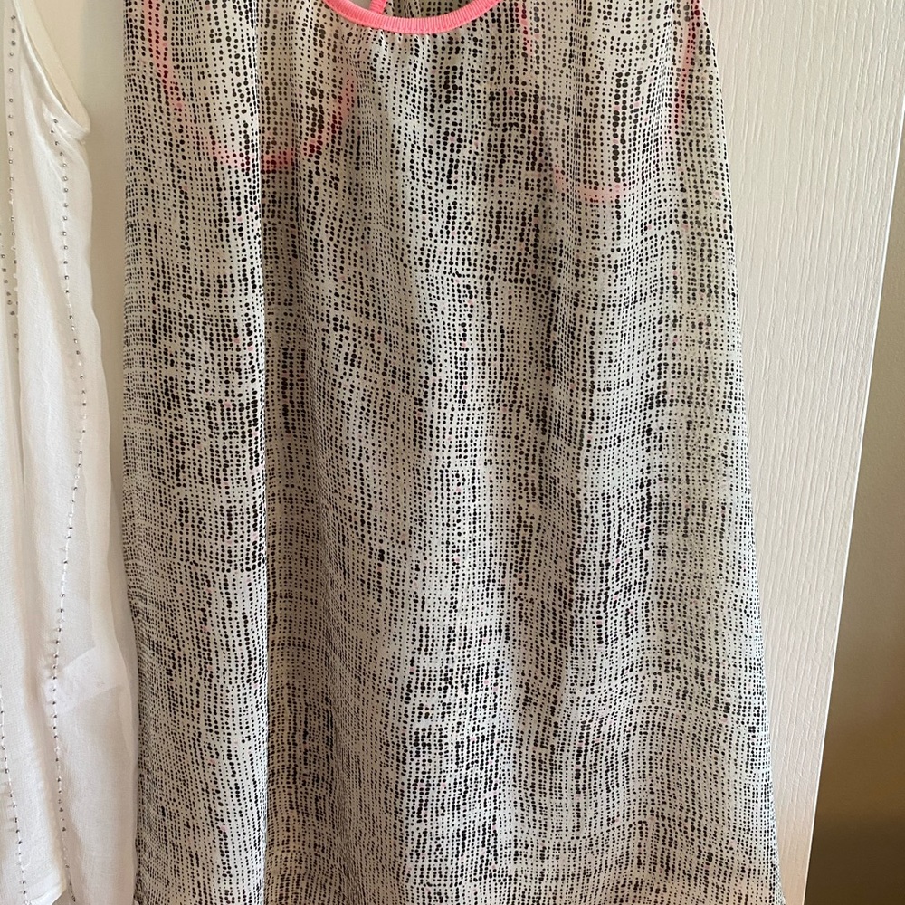 Summer Tanks - Picture 5 of 16